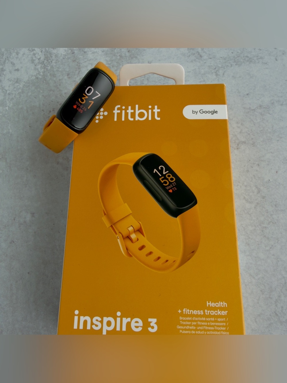 Fitbit Inspire 3 Health & Fitness Tracker Morning Glow/Black